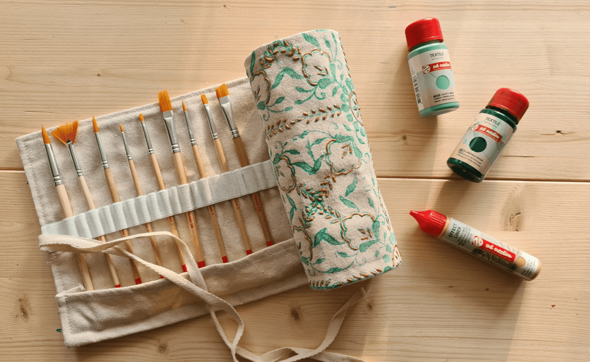 Decorate your own brush holder - Royal Talens