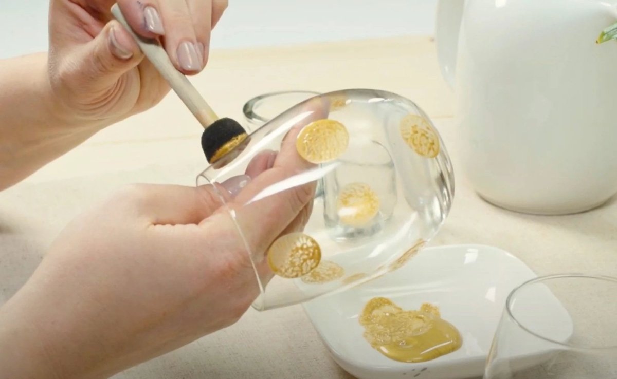 Metallic design on Glass - Royal Talens