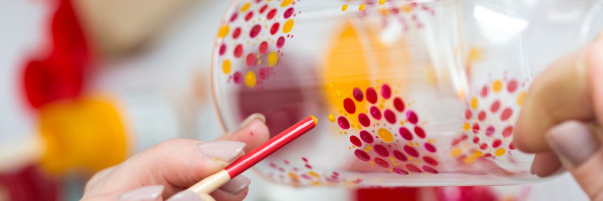 Glass & porcelain paint