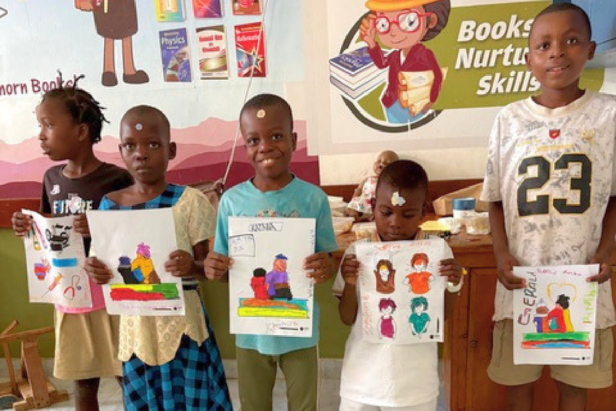 Aisha & Friends brings creative support to children in Kilifi County Referral Hospital - Royal Talens