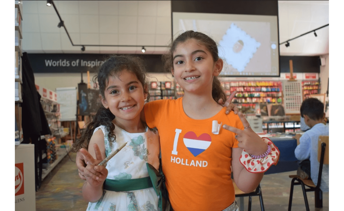 Colourful Connection Days: Bridging Newcomers and Apeldoorners Through Art!