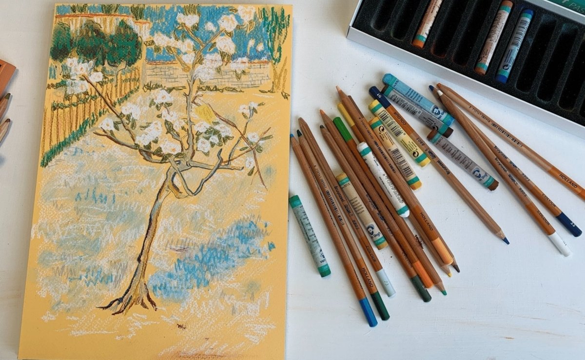 Small Pear Tree in Blossom - Royal Talens